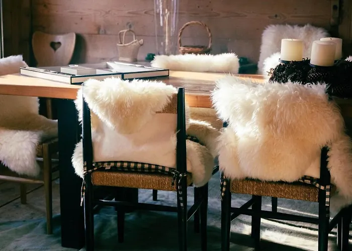 Le Lion Rouge Chalet